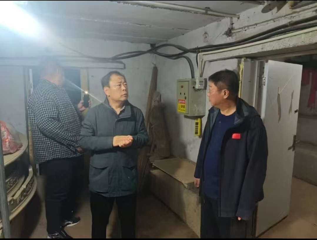 国庆期间市供销社深入社有企业检查安全生产工作